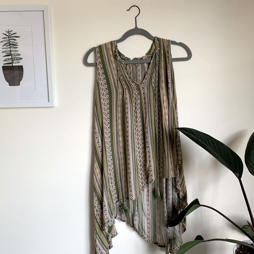 Blouse, good condition.